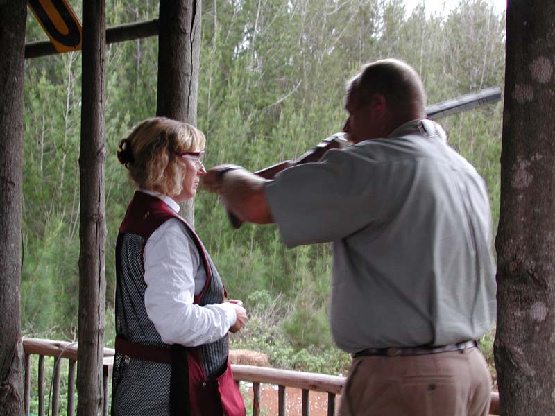 Ginni shooting 2.jpg 77.9K